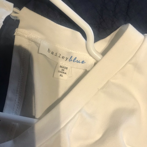 Jumpsuit - Picture 3 of 4